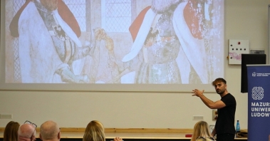 559520718_1221083290043160_5680762468520565917_n (1).jpg